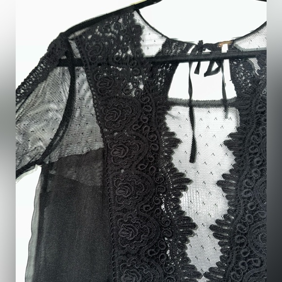 FREE PEOPLE lace blouse with open back - Picture 4 of 7